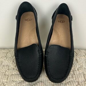 UGG women’s Flores black leather loafers. Size 6